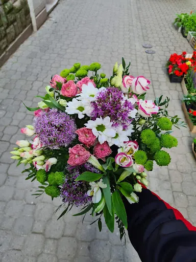 Kwiaciarnia "MIECZYK"